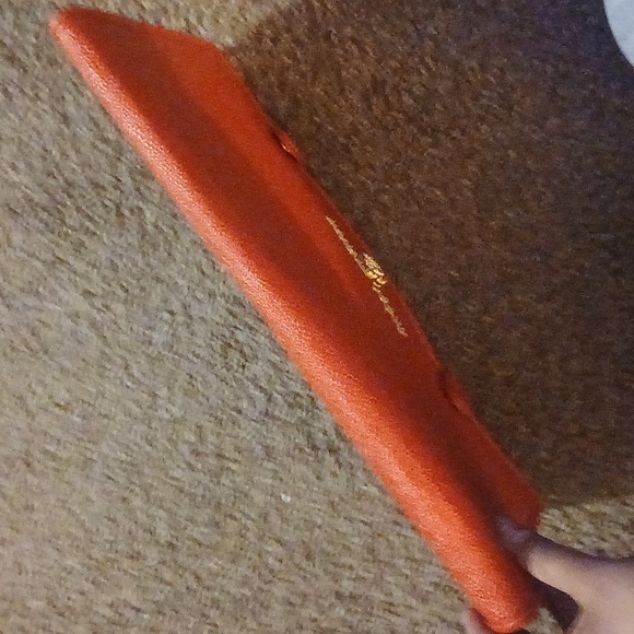 Kendra Scott Red Pebble Leather Jewelry Travel Case - Picture 6 of 16